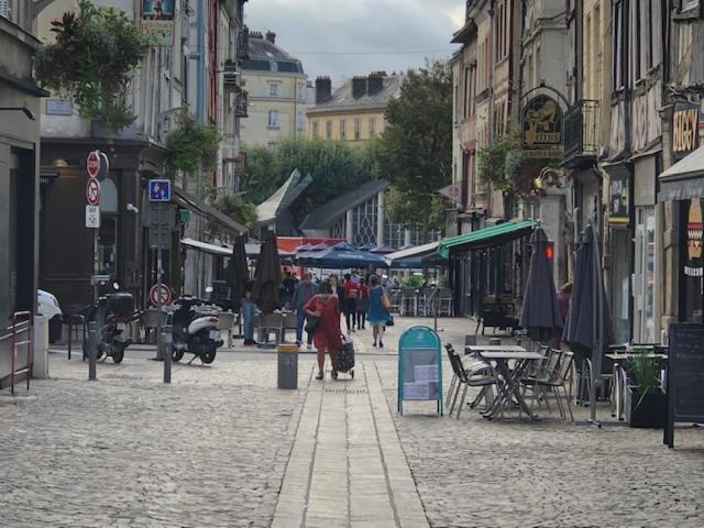 Vieux Marche Apartment Rouen Exterior photo